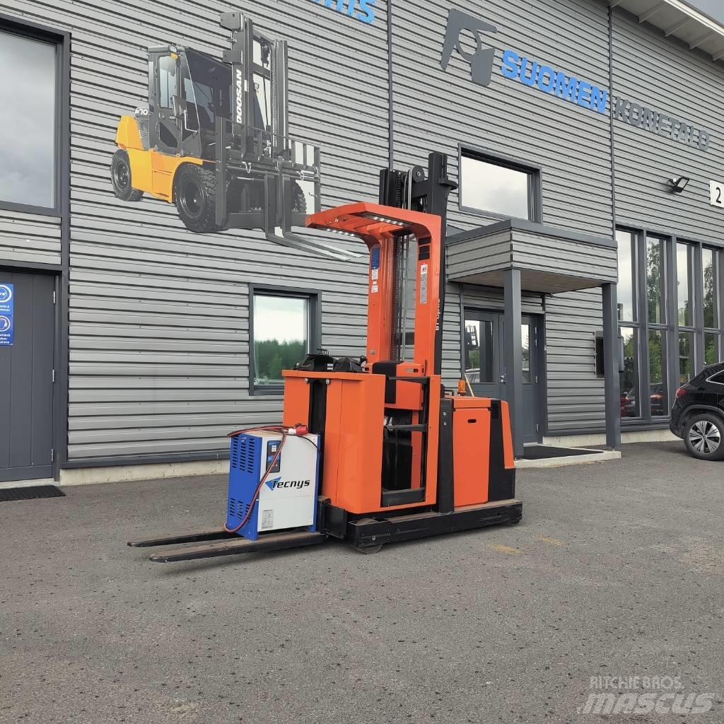 BT OME 100 M Orderpicker voor hoog niveau