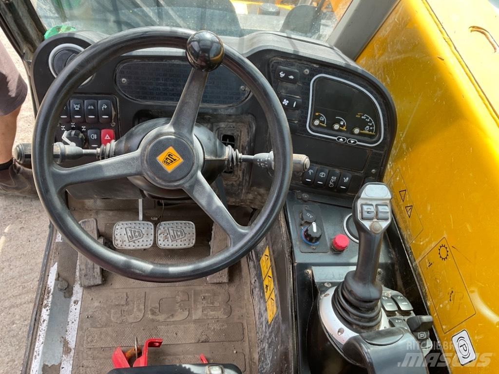 JCB 525-60 AGRI PLUS Verreikers voor landbouw