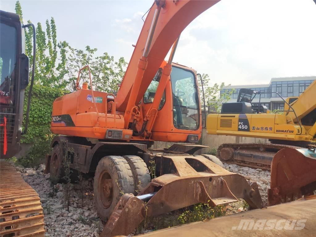 Doosan DH210W-7 Wielgraafmachines