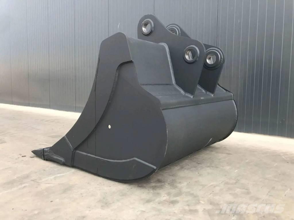 Komatsu PC240 Bakken