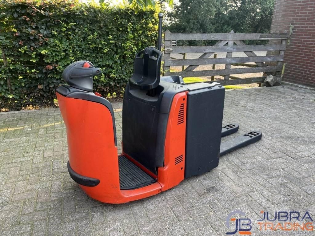 Linde H20 Pallettruck met meerij platform