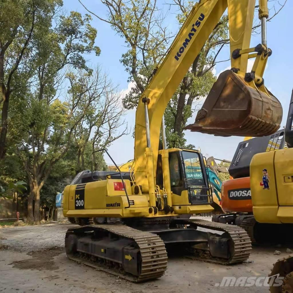 Komatsu PC 300 Rupsgraafmachines