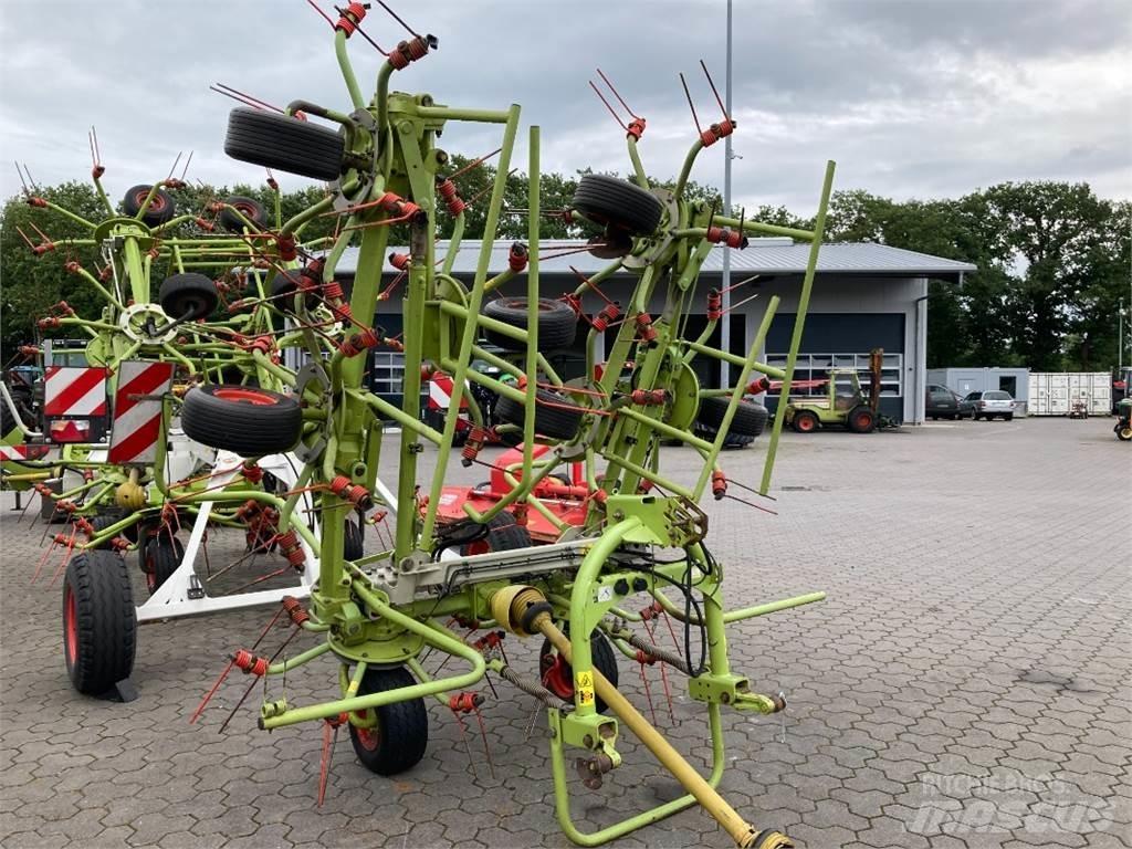 CLAAS Volto 870 Schudders