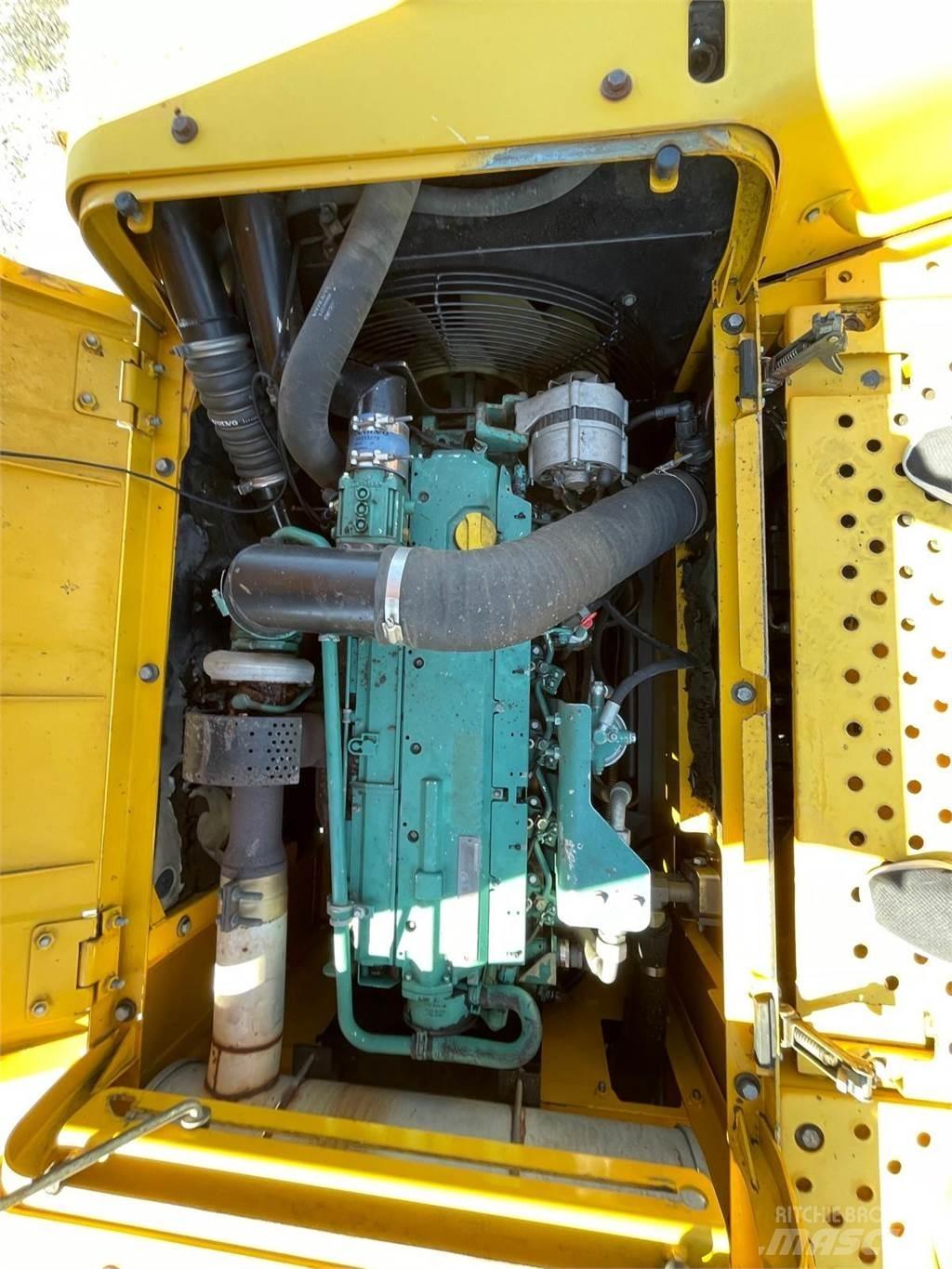 Volvo EC240 Blc Rupsgraafmachines