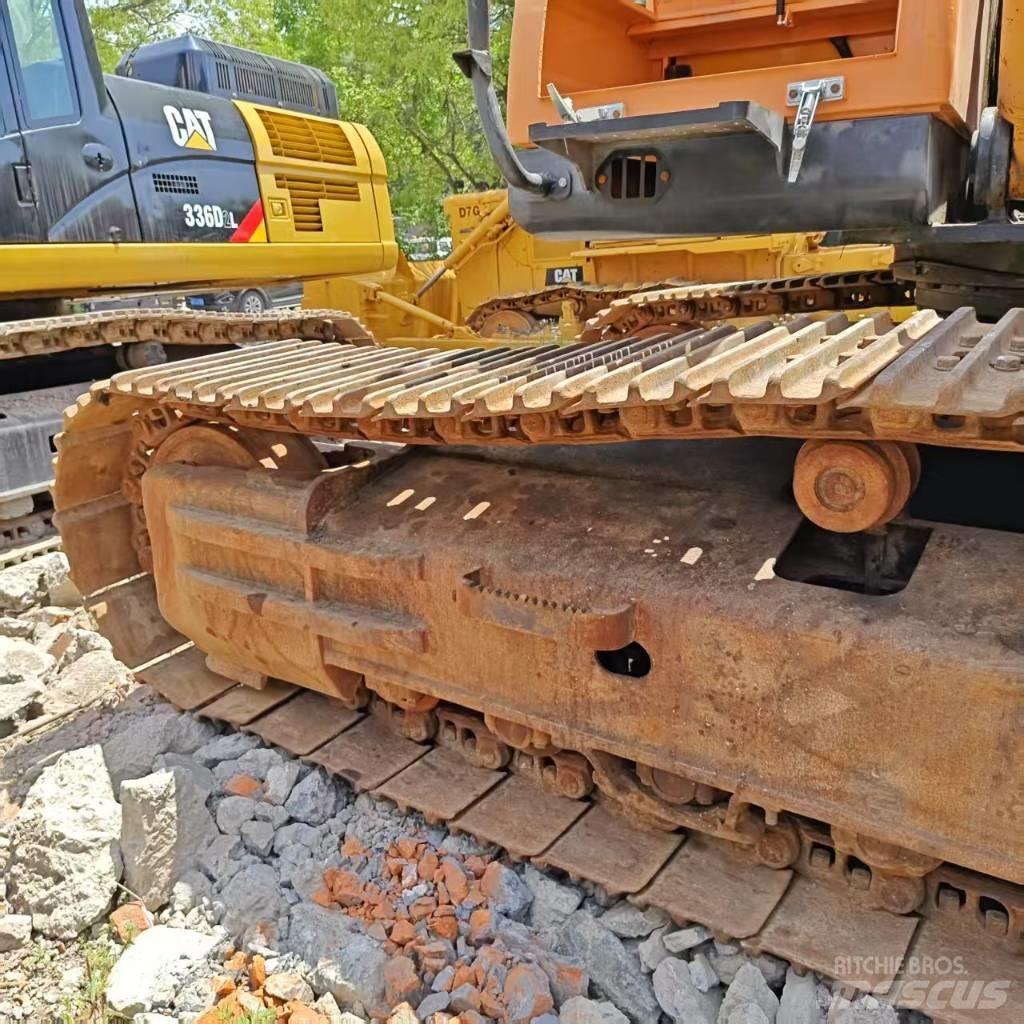 Hyundai 330LC-9s Rupsgraafmachines