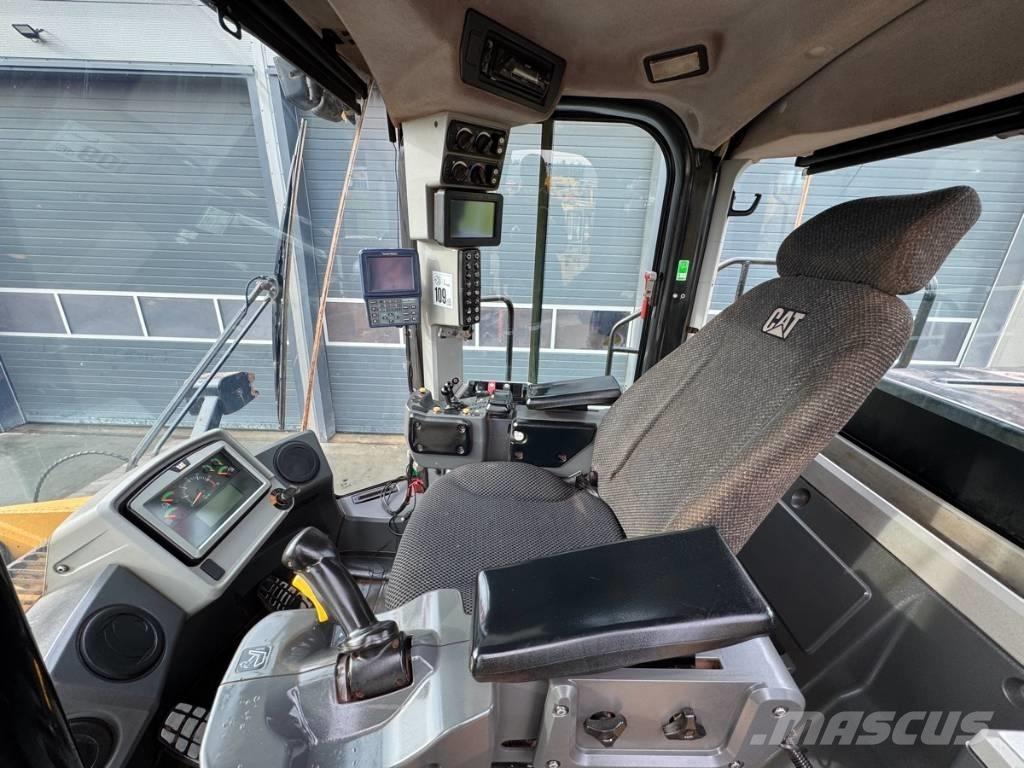 CAT 980M Wielladers