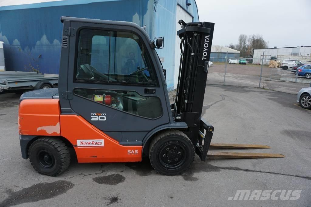 Toyota 52-8FDF30 Diesel heftrucks