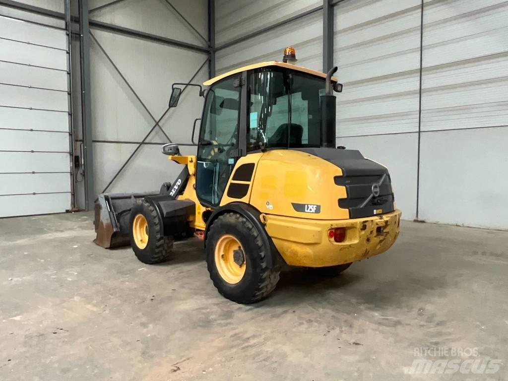 Volvo L 25 F Wielladers