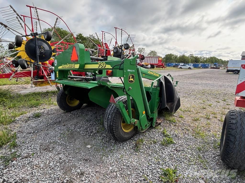 John Deere 730 Maaikneuzers