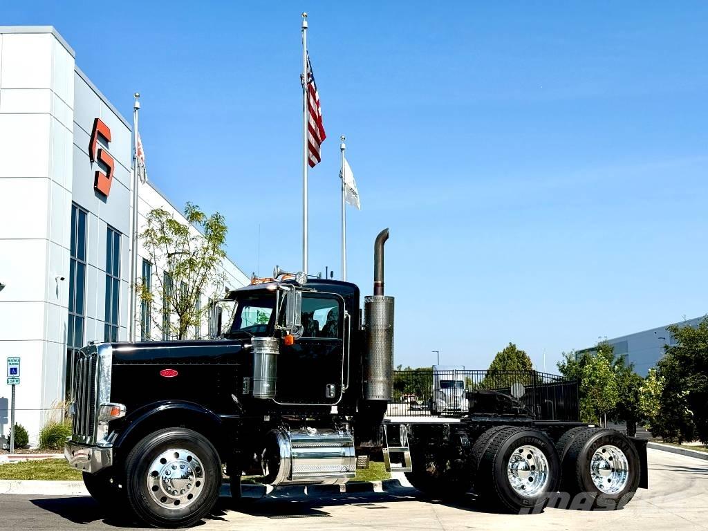 Peterbilt 388 Trekkers