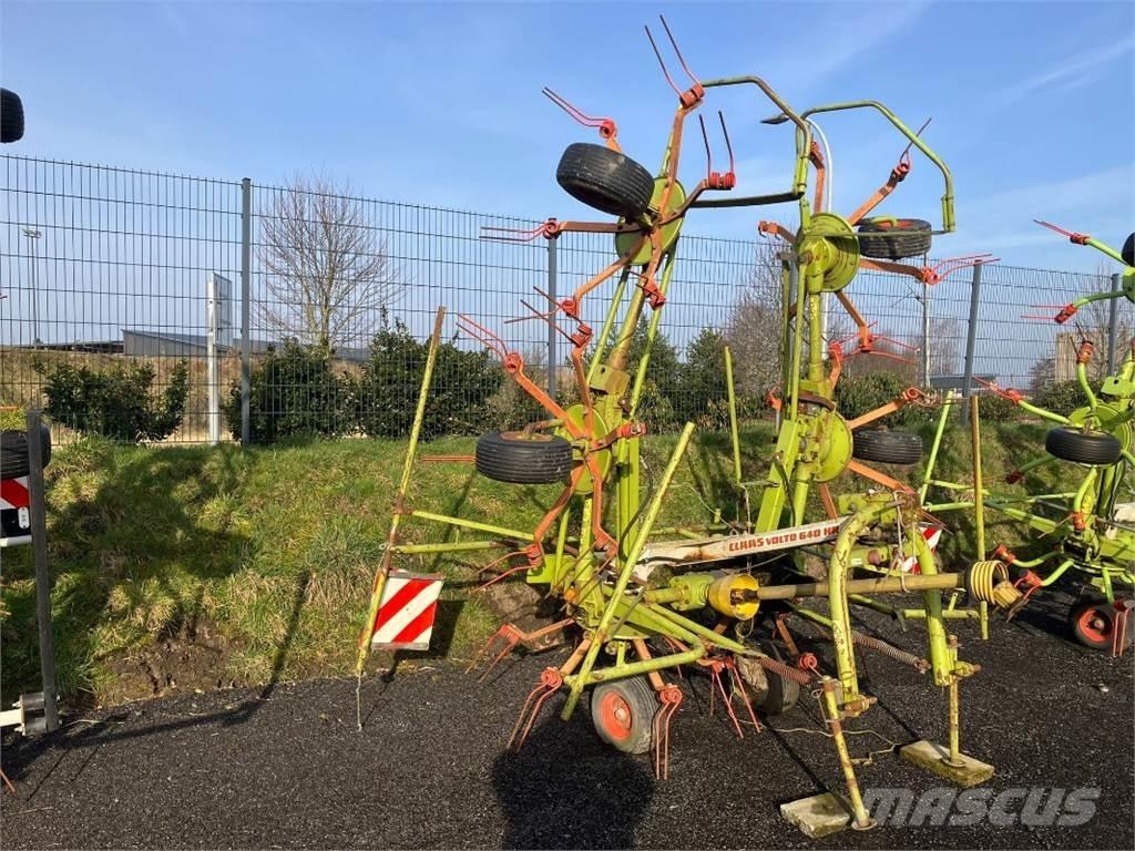 CLAAS Volto 640 HR Schudders