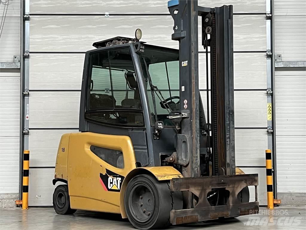 CAT erpillar EP40 Elektrische heftrucks