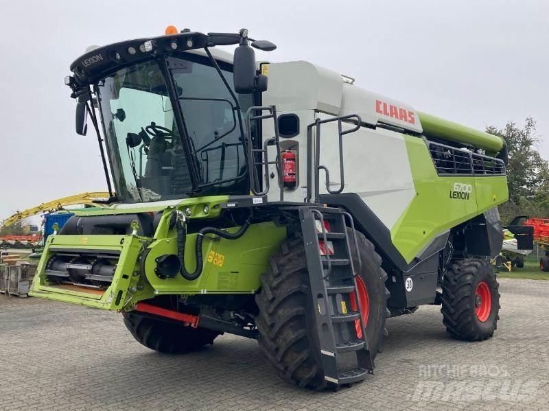 CLAAS LEXION 6700 Maaidorsmachines