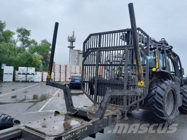 Valtra N153 Bosbouw tractoren