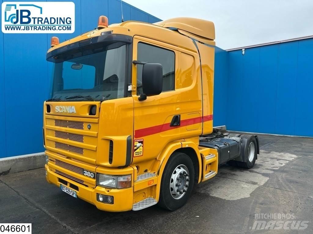 Scania 114 380 Trekkers
