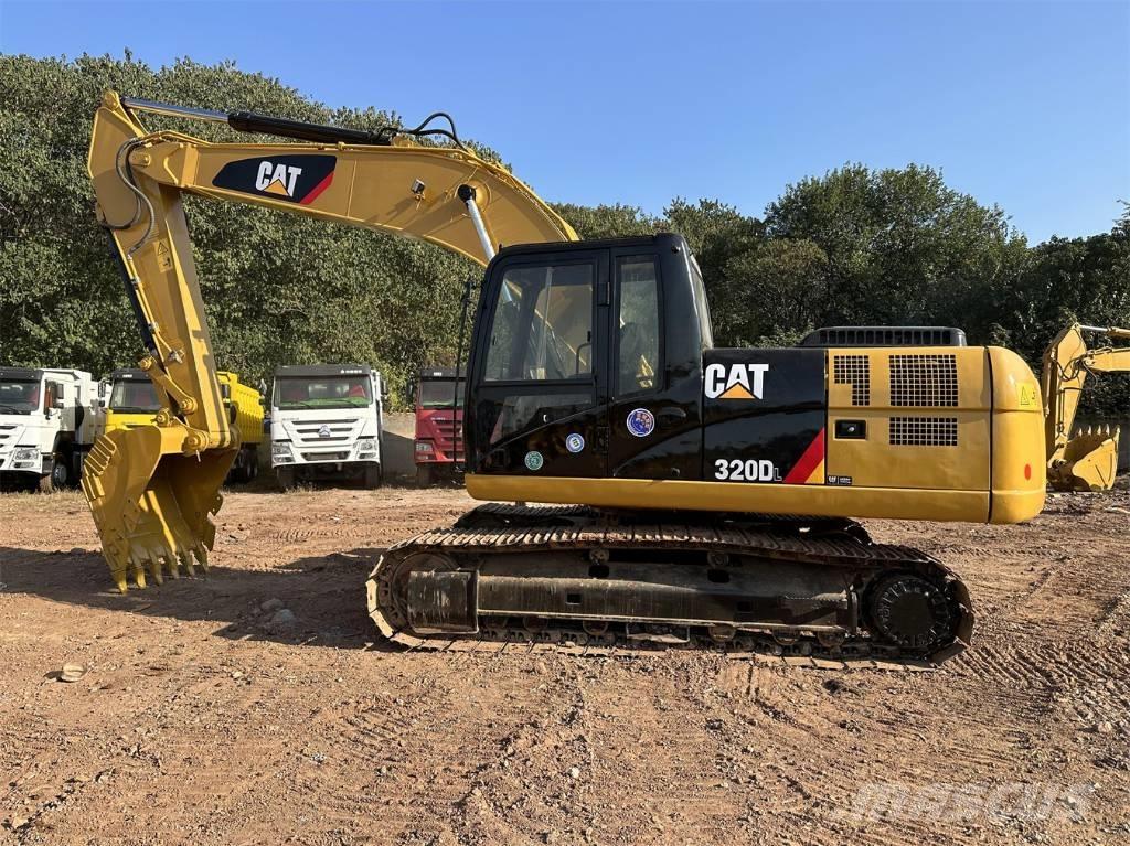 CAT 320D Rupsgraafmachines