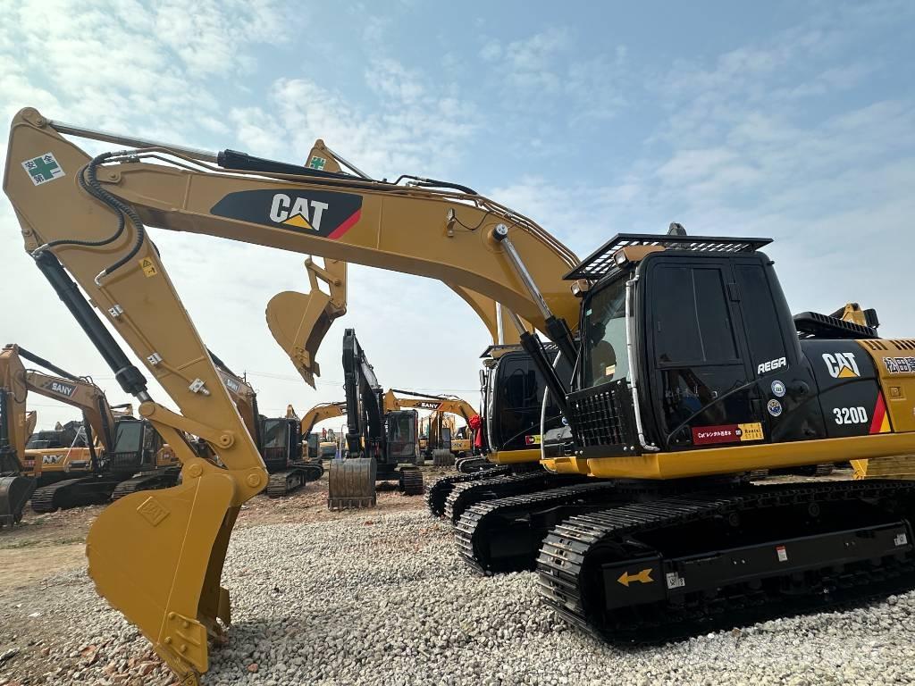 CAT 320 D Rupsgraafmachines