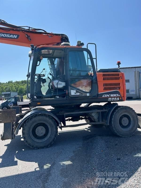 Doosan DX 160 w-5 Wielgraafmachines
