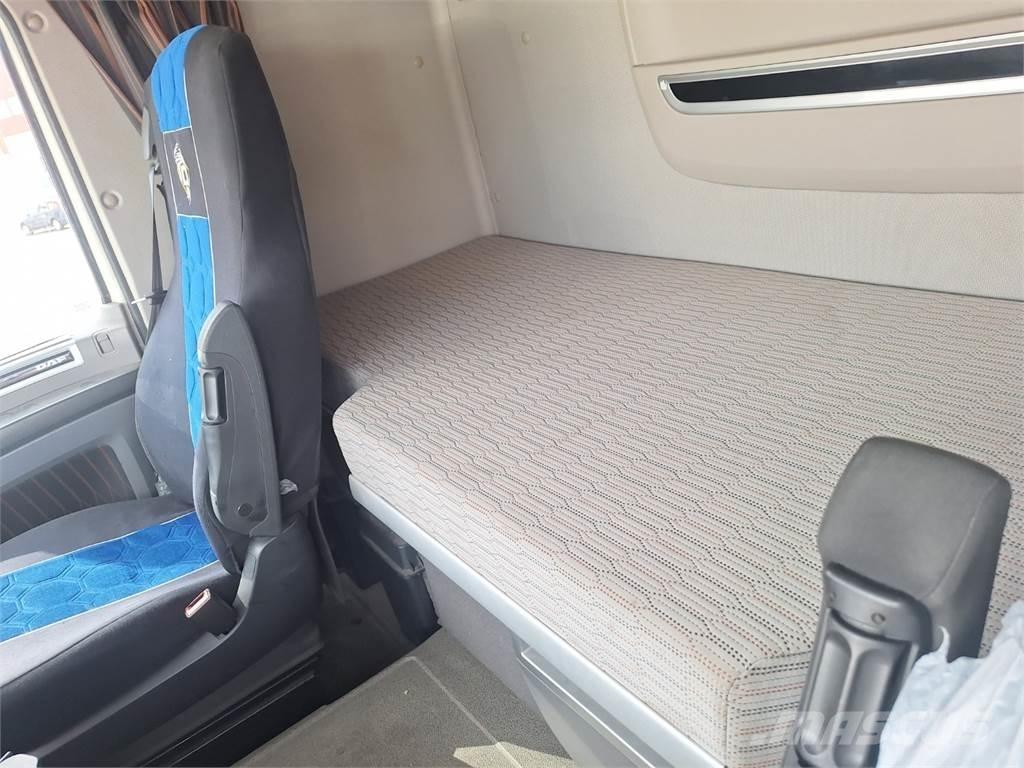 DAF XF 480 FT Trekkers