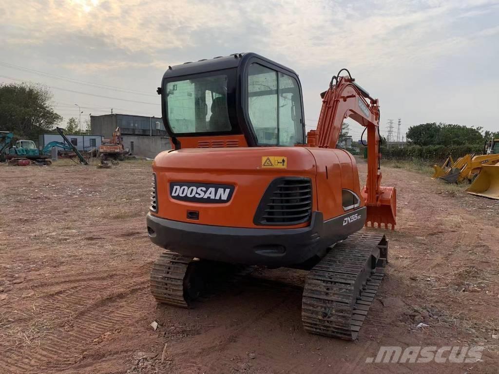 Doosan DX 55 Minigraafmachines < 7t