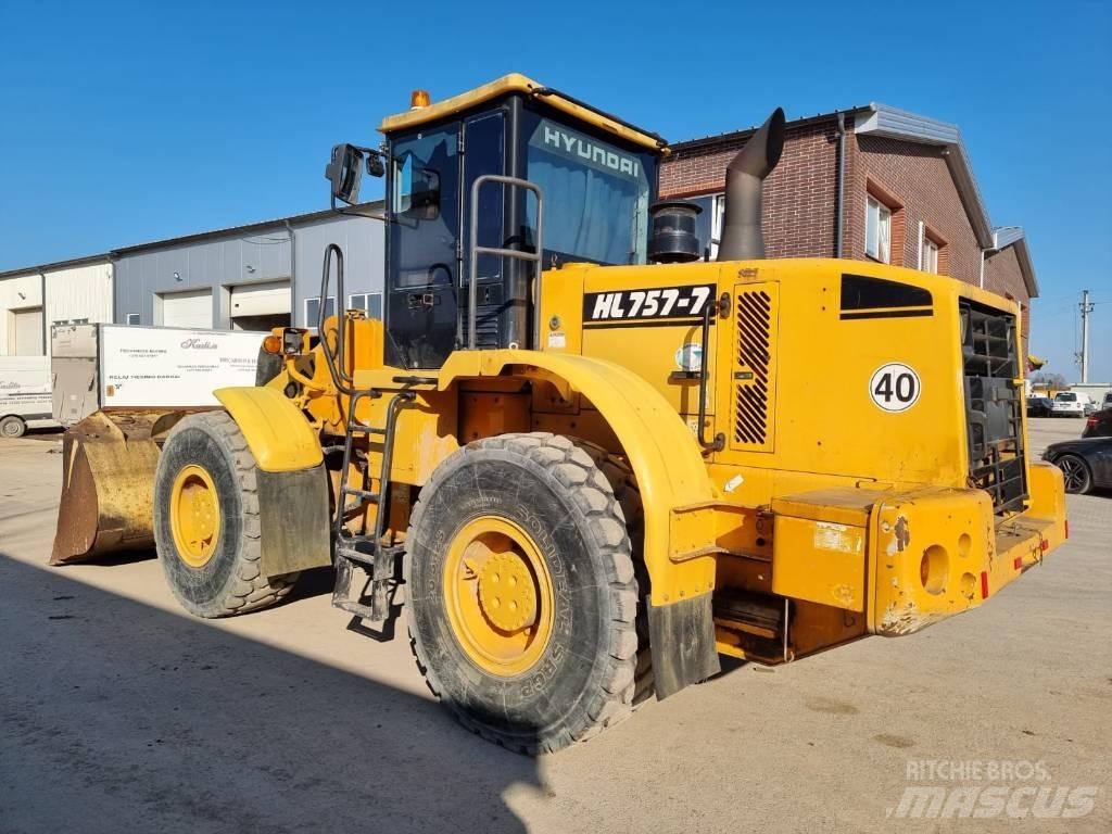 Hyundai HL 757-7 Wielladers
