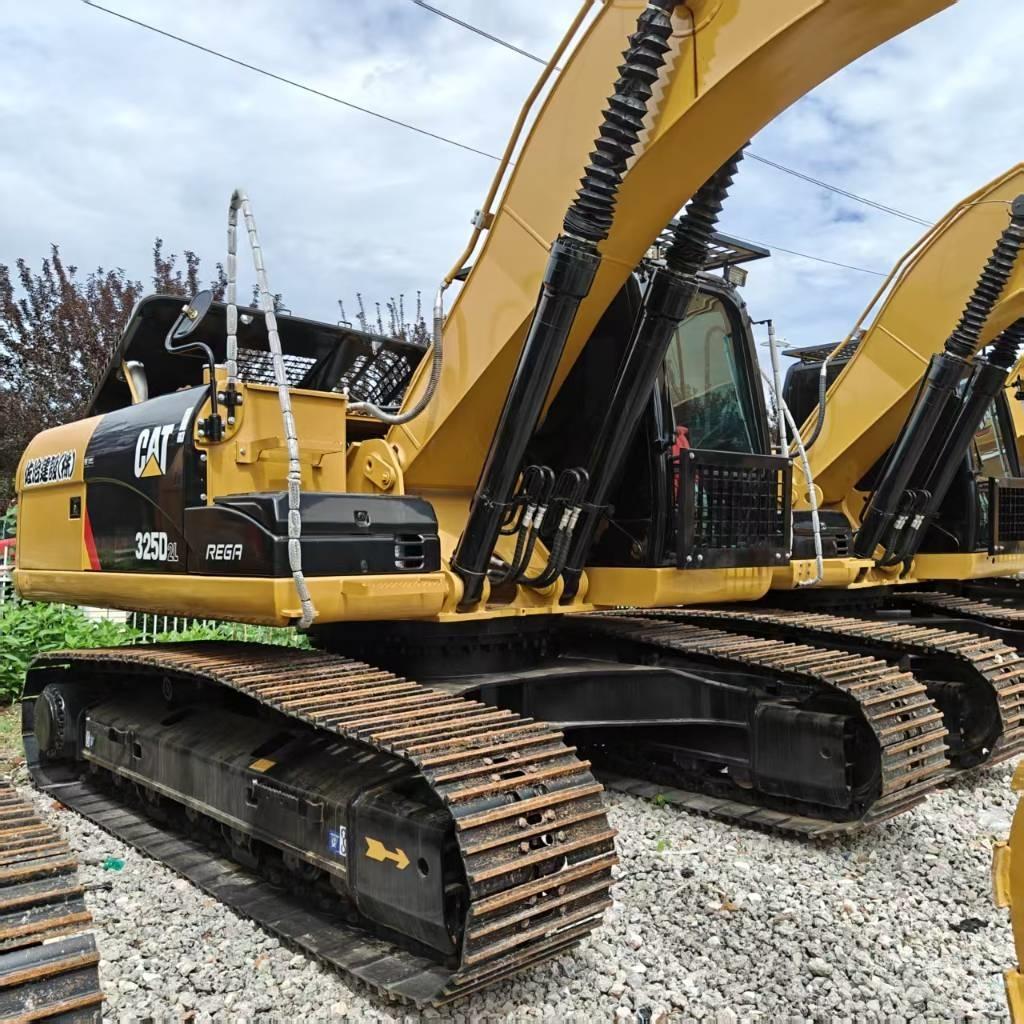 CAT 325D Rupsgraafmachines