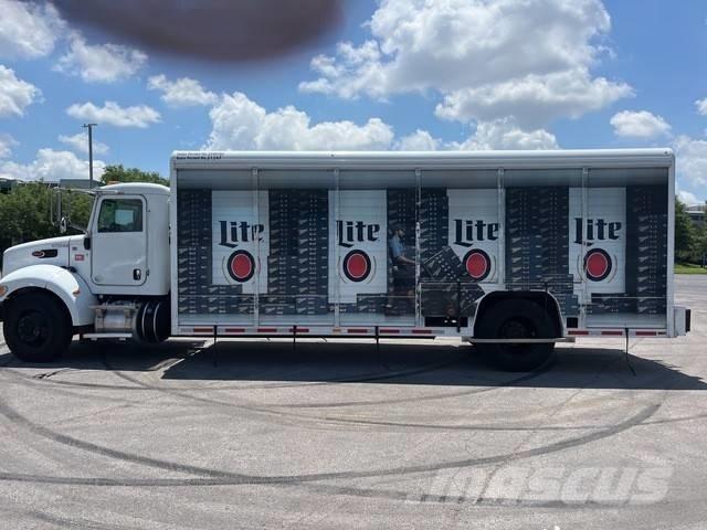 Peterbilt 337 Drankenwagen