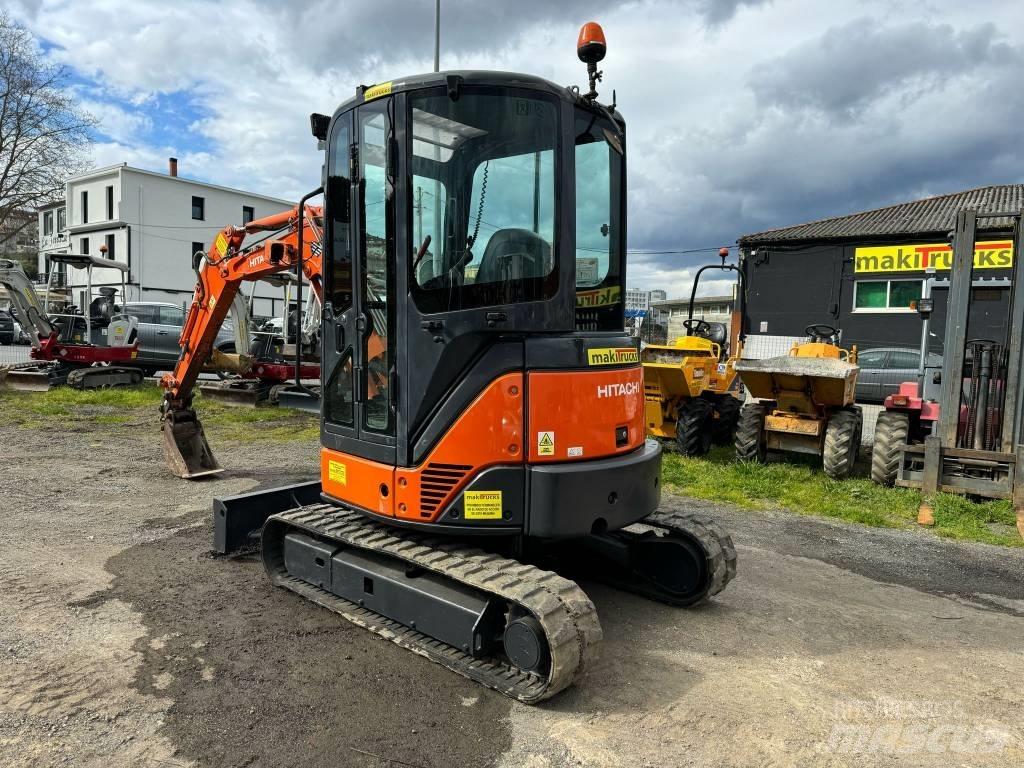 Hitachi ZX 30 U-2 Minigraafmachines < 7t