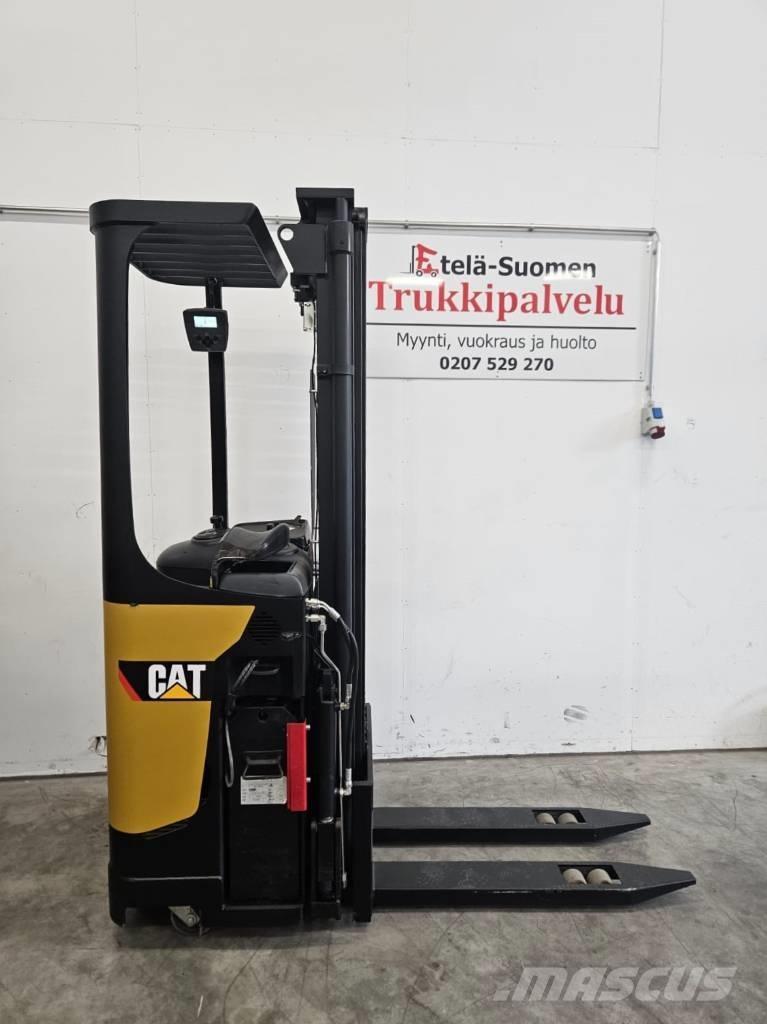CAT NSR16N (Vuokralla) Zelfrijdende stapelaars