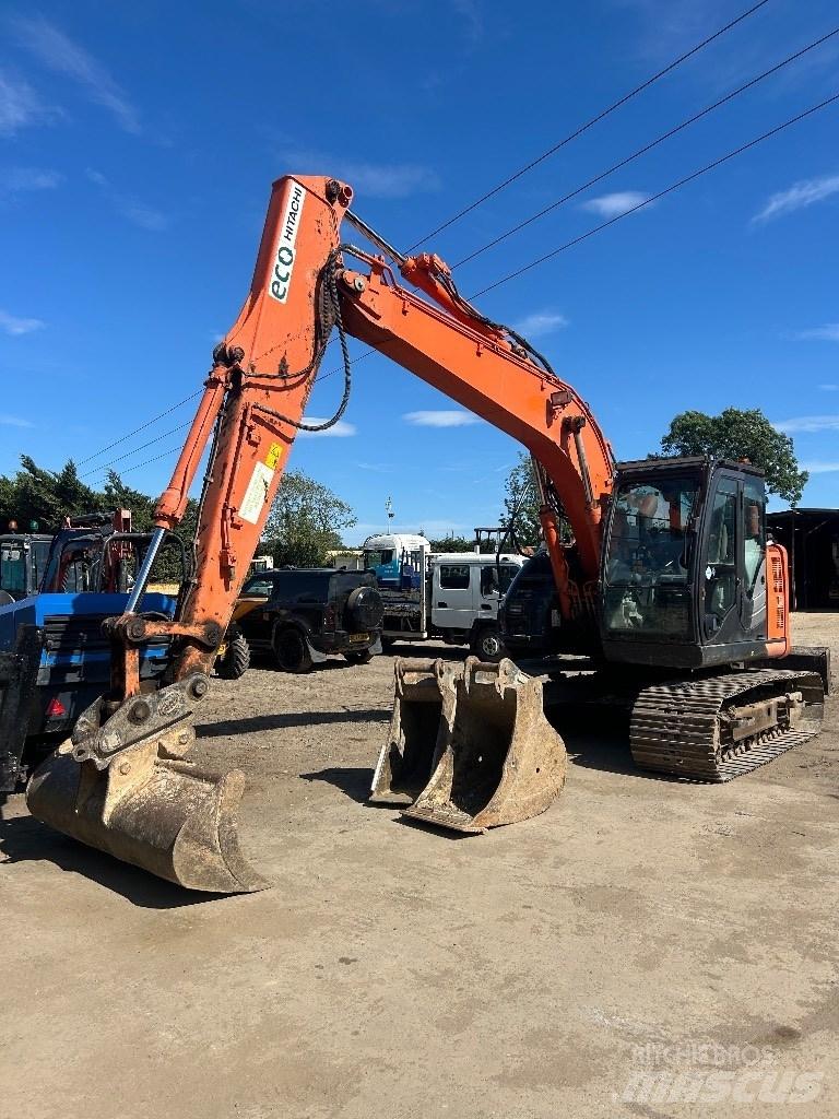 Hitachi ZX 135 US-6 Rupsgraafmachines