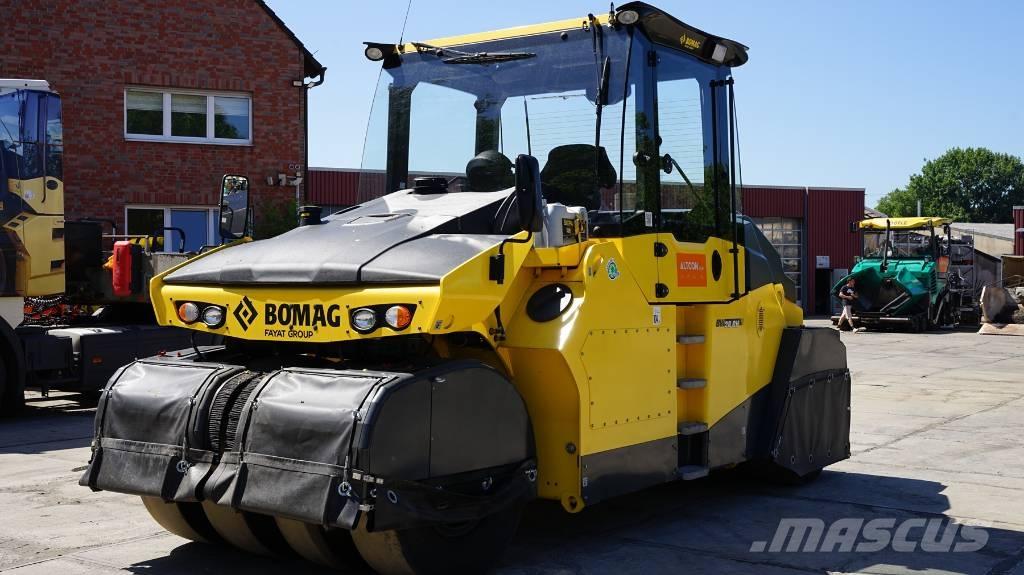 Bomag BW 28 RH Bandenwalsen
