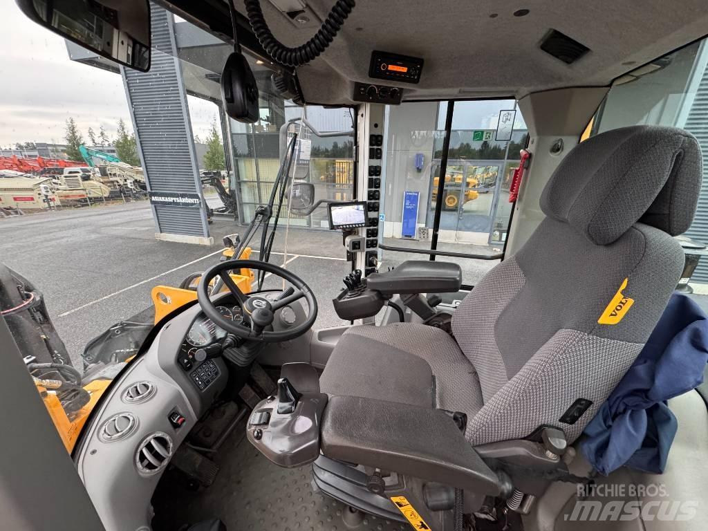 Volvo L 120 H Wielladers