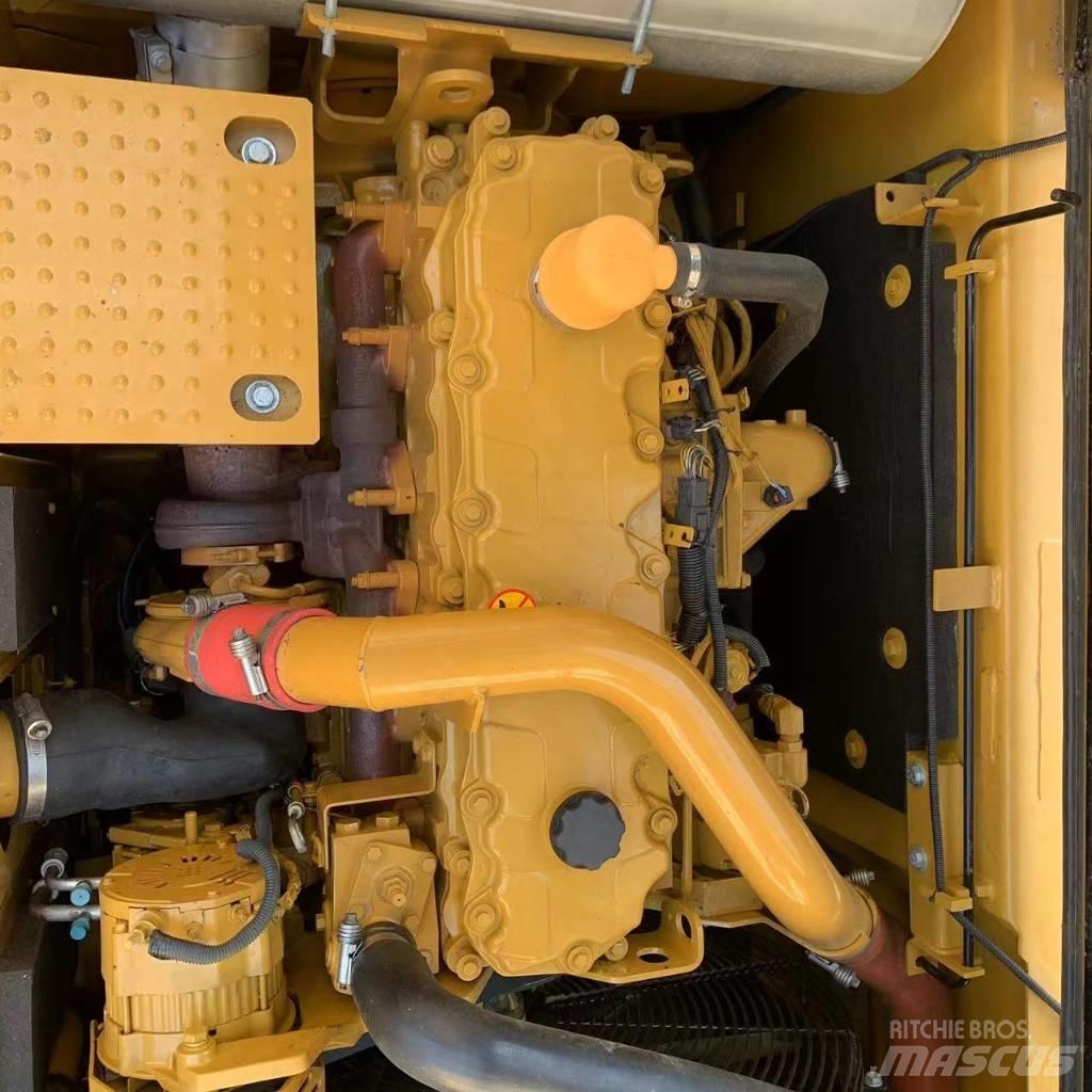 CAT 329 E Rupsgraafmachines