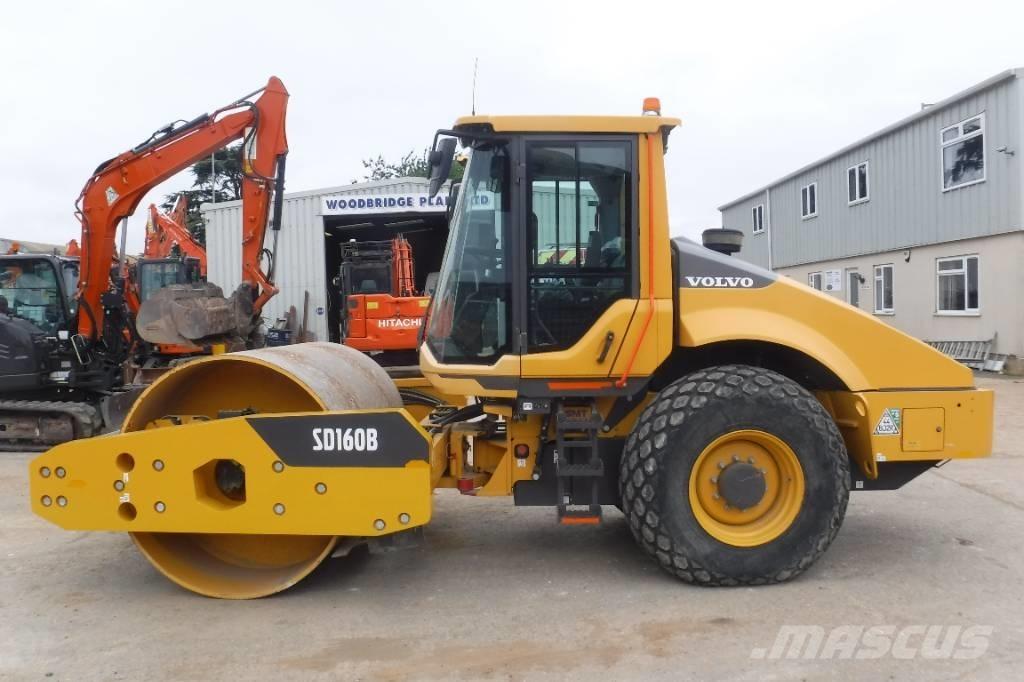 Volvo SD 160 B Trilrolwalsen