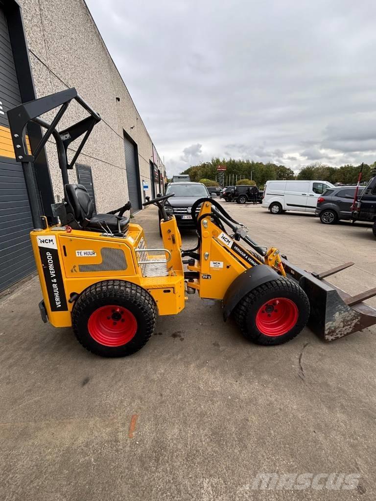 Knikmops KM 130 Wielladers