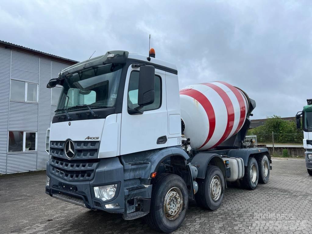 Mercedes-Benz 3248 Betonmixers en pompen