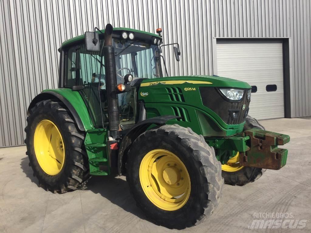 John Deere 6125M Tractoren
