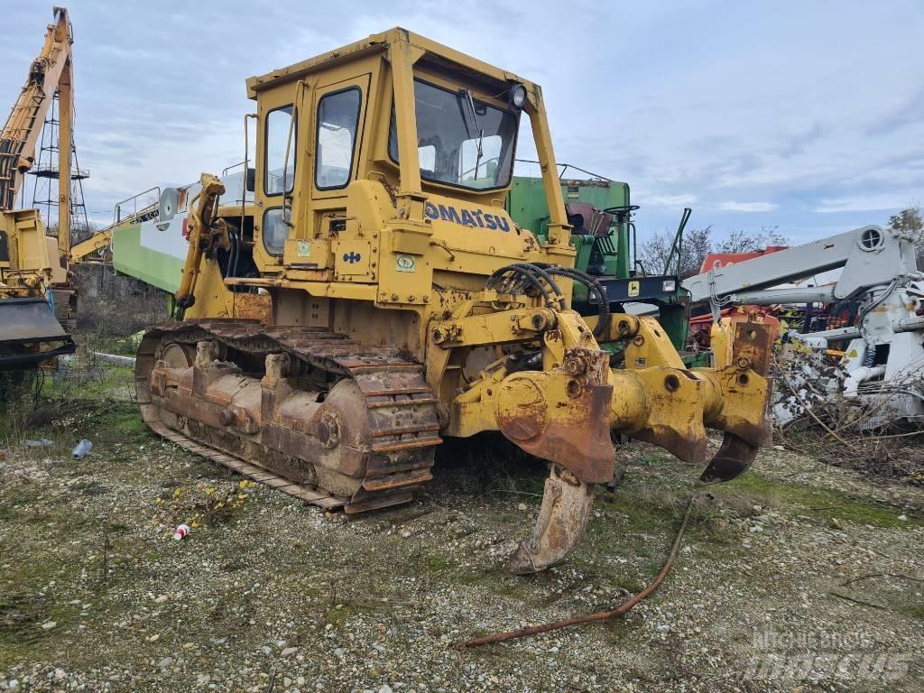 Komatsu D 85-18 Rupsdozers