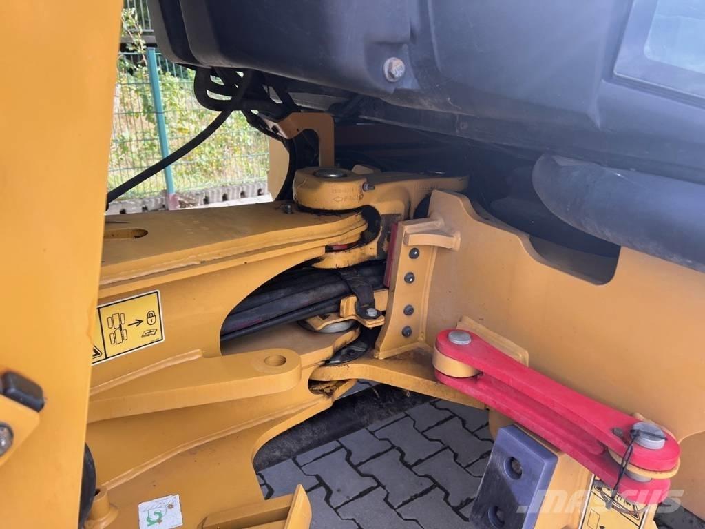 CAT 908M Radlader Wielladers