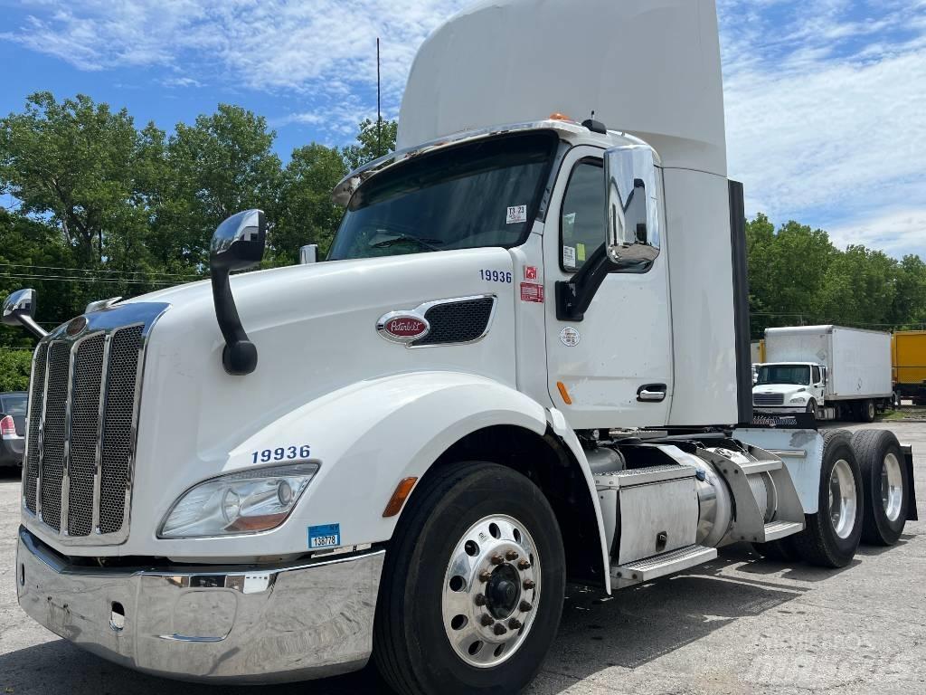 Peterbilt 579 Trekkers