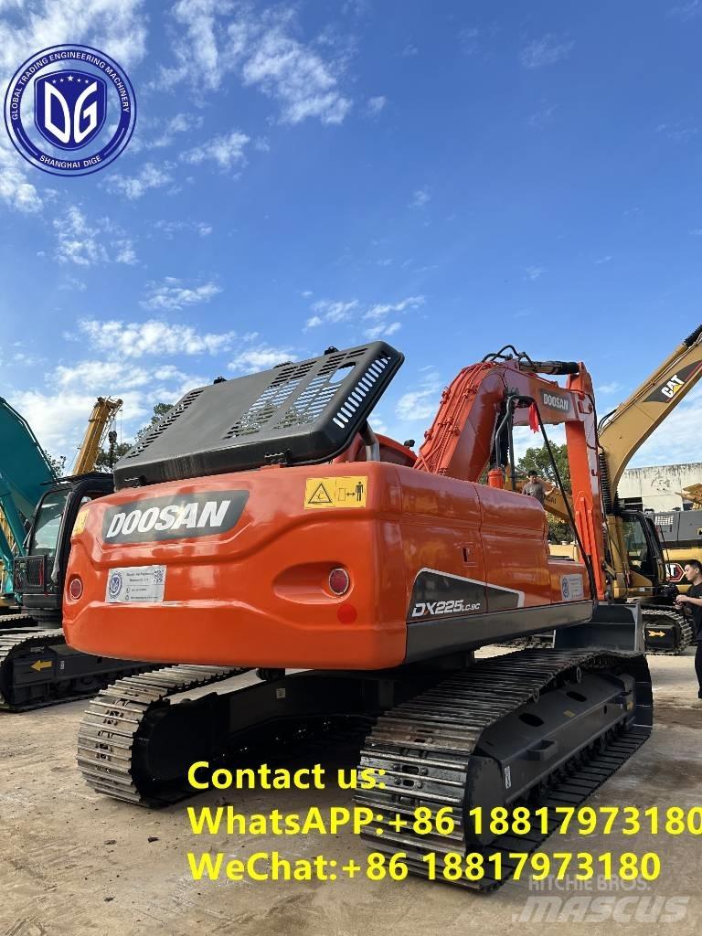 Doosan DX 225 LC Rupsgraafmachines