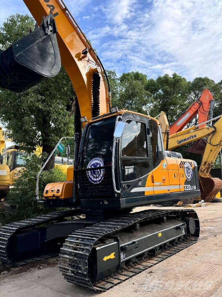 Hyundai 220LC-9S Midigraafmachines 7t - 12t