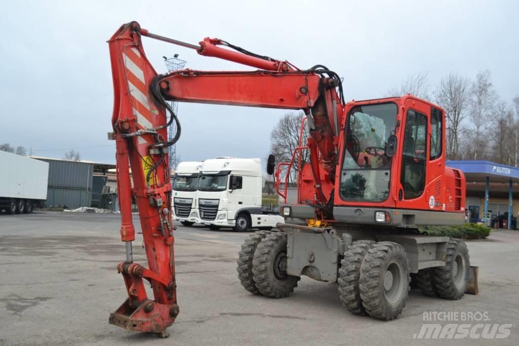 Komatsu PW 148-8 Wielgraafmachines