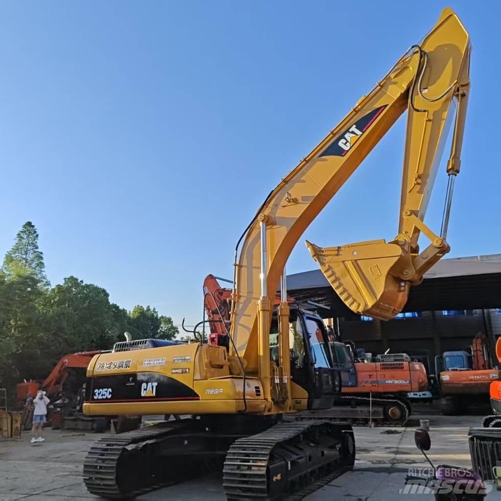 CAT 325 CL Rupsgraafmachines