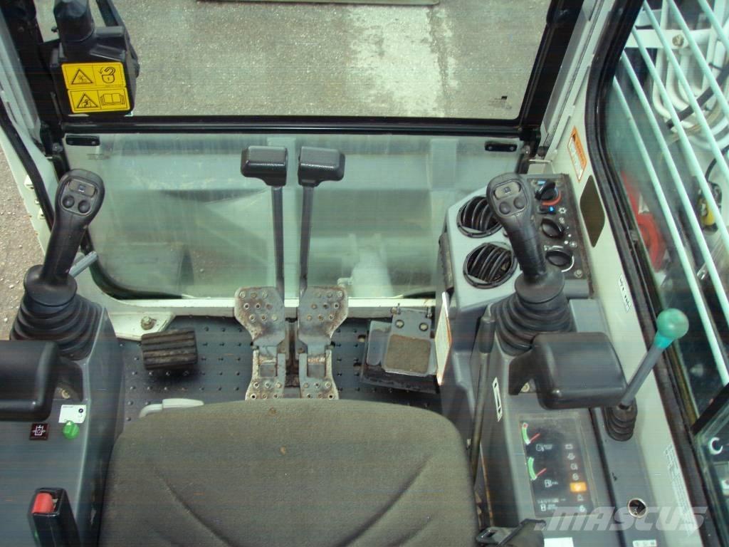 Takeuchi TB 153 FR Minigraafmachines < 7t