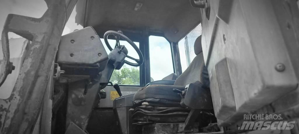 Komatsu HM 300-2 Knik dumptrucks