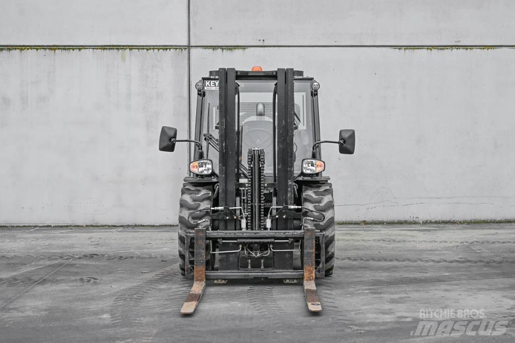 Manitou MC 25-4 Diesel heftrucks