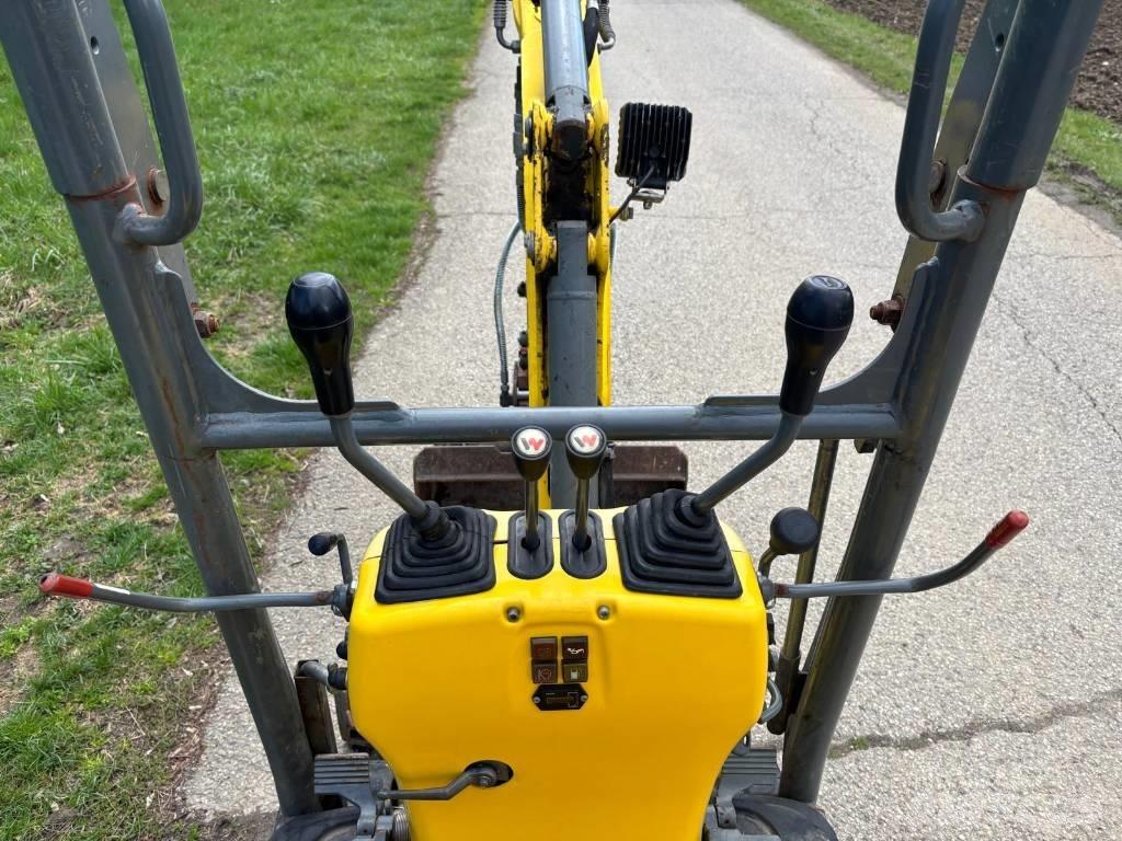 Wacker Neuson 803 Minigraafmachines < 7t