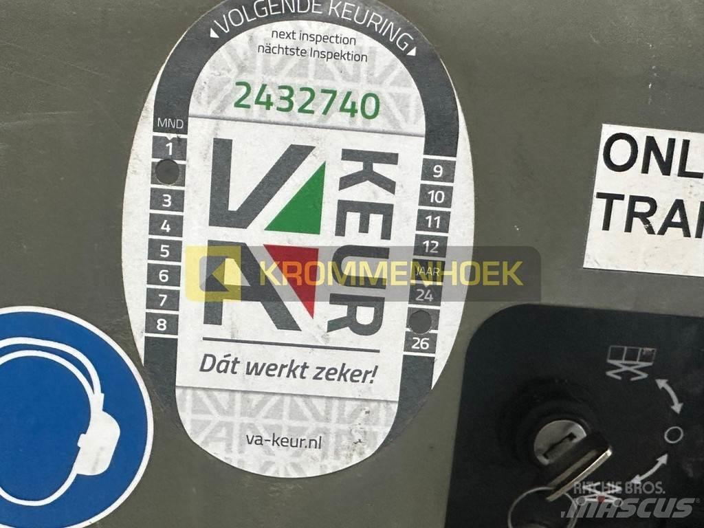 JLG M 3369 Schaarhoogwerkers
