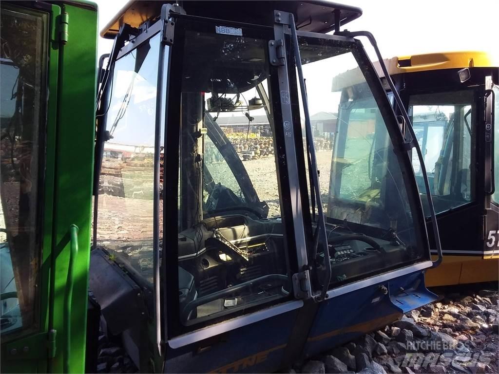 Rottne F18 Cabine en interieur